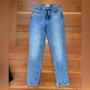 Zara blue high rise ankle length Mom Fit size 2